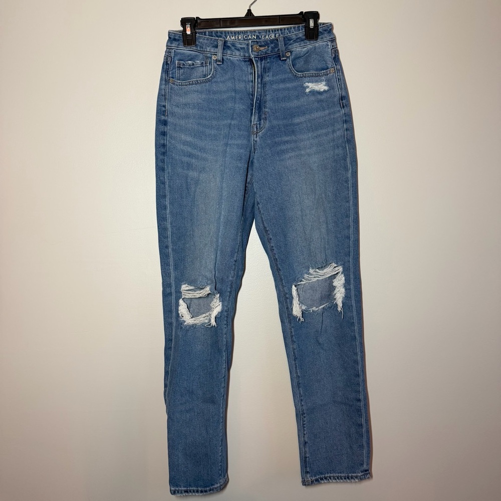 American Eagle Outfitters Blue Distressed mom Jeans - Picture 3 of 7